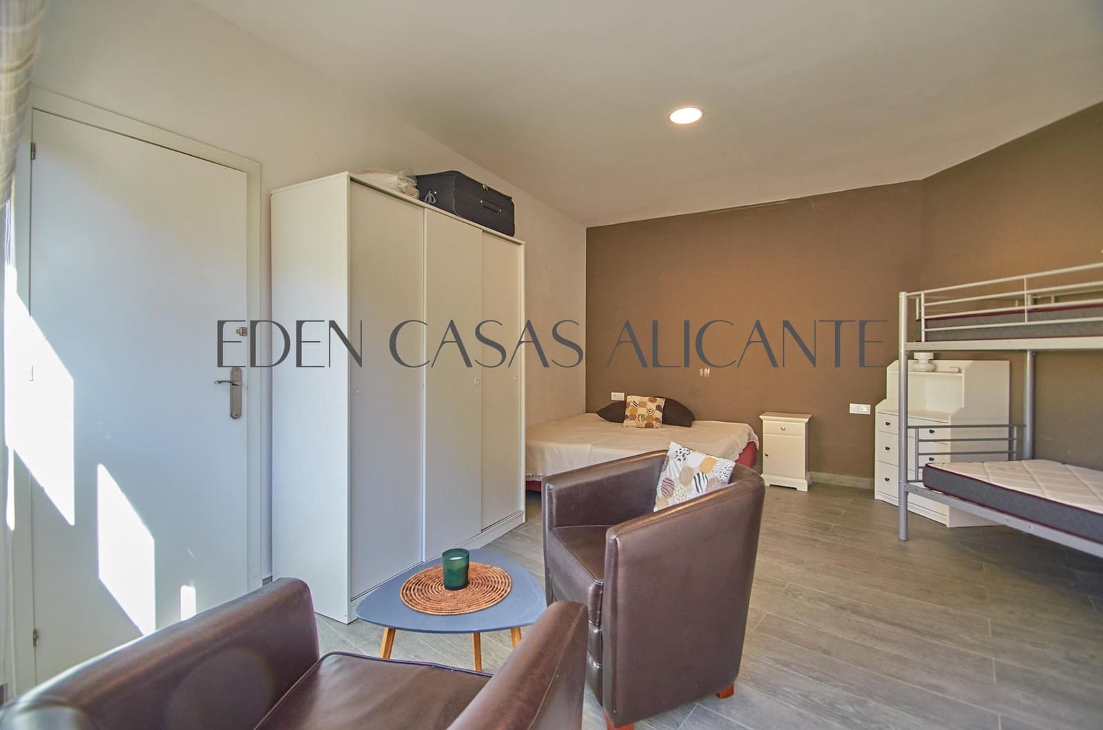 4 bedroom Villa for sale in San Vicente / Sant Vicent del Raspeig with pool - € 569,000 (Ref: 9530832)