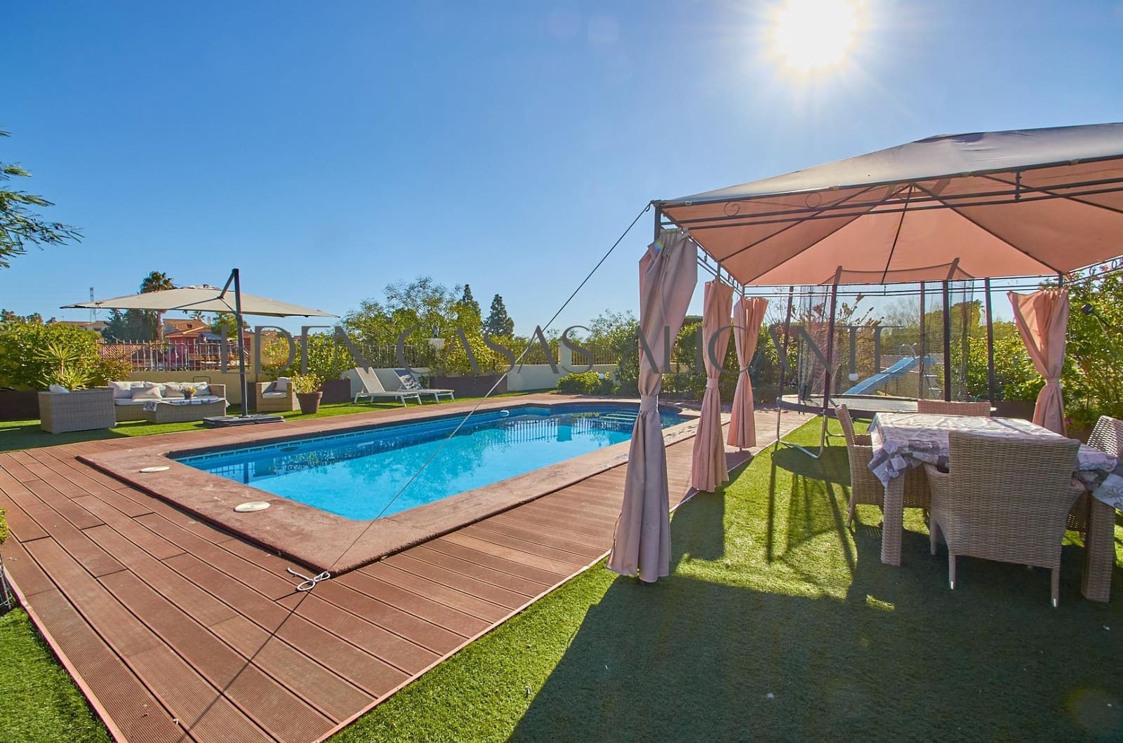 4 bedroom Villa for sale in San Vicente / Sant Vicent del Raspeig with pool - € 569,000 (Ref: 9530832)