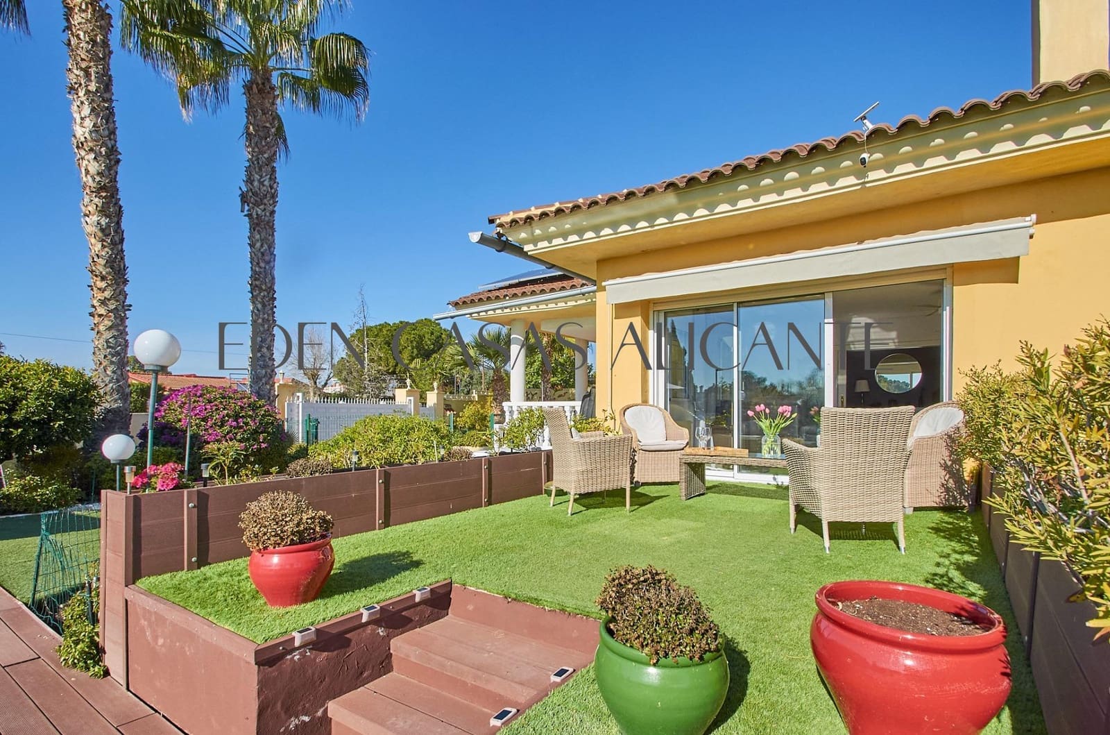 4 bedroom Villa for sale in San Vicente / Sant Vicent del Raspeig with pool - € 569,000 (Ref: 9530832)