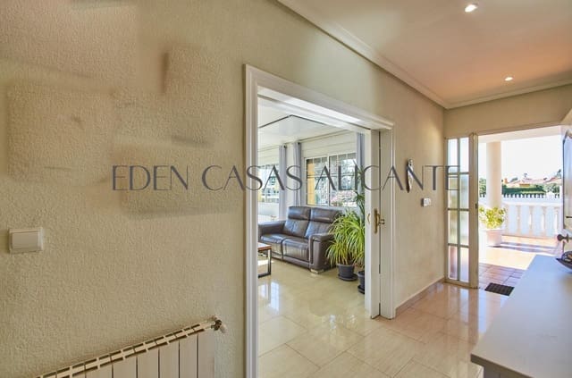 4 Zimmer Villa zu verkaufen in San Vicente / Sant Vicent del Raspeig mit Pool - 569.000 € (Ref: 9530832)