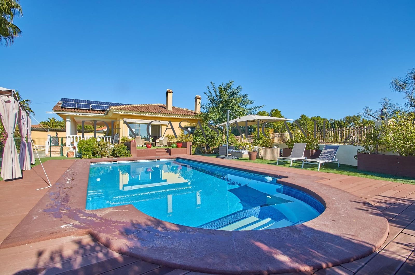 4 sypialnia Willa na sprzedaż w San Vicente / Sant Vicent del Raspeig z basenem - 555 000 € (Ref: 9530832)