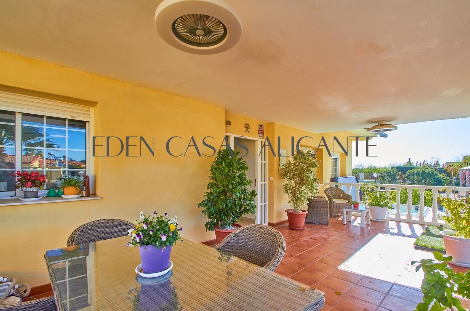 4 sypialnia Willa na sprzedaż w San Vicente / Sant Vicent del Raspeig z basenem - 555 000 € (Ref: 9530832)