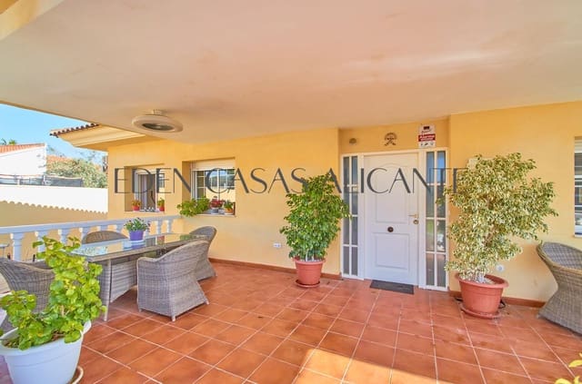 4 Zimmer Villa zu verkaufen in San Vicente / Sant Vicent del Raspeig mit Pool - 569.000 € (Ref: 9530832)