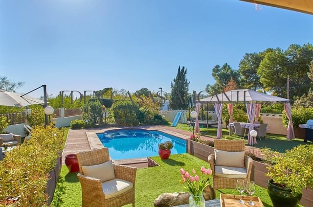 4 Zimmer Villa zu verkaufen in San Vicente / Sant Vicent del Raspeig mit Pool - 569.000 € (Ref: 9530832)