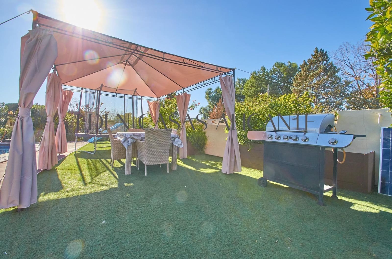 4 sypialnia Willa na sprzedaż w San Vicente / Sant Vicent del Raspeig z basenem - 555 000 € (Ref: 9530832)