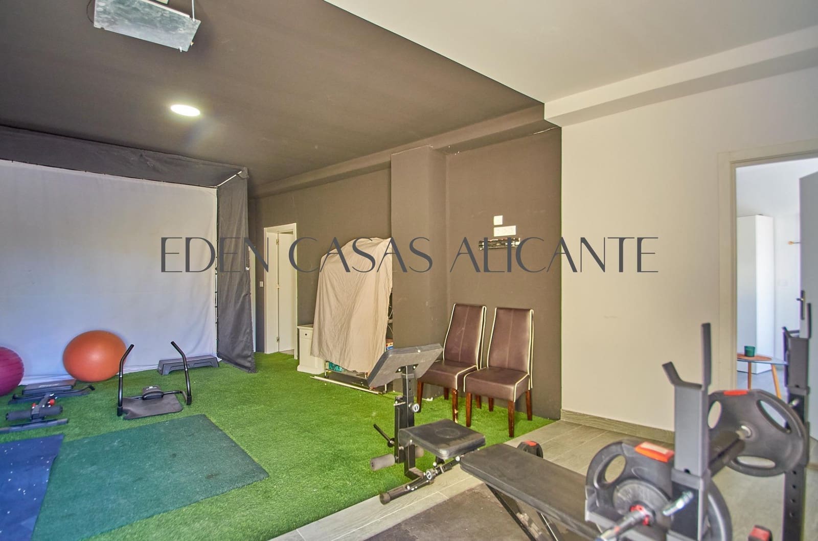 4 sypialnia Willa na sprzedaż w San Vicente / Sant Vicent del Raspeig z basenem - 555 000 € (Ref: 9530832)