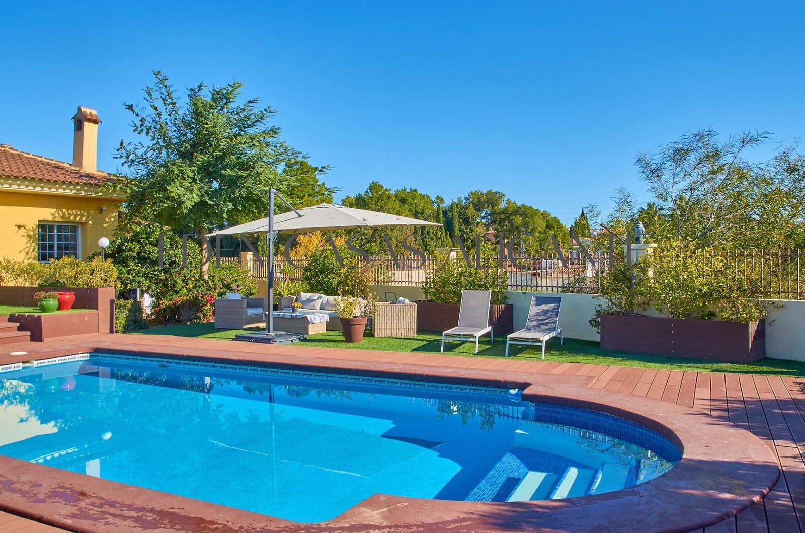 4 sypialnia Willa na sprzedaż w San Vicente / Sant Vicent del Raspeig z basenem - 555 000 € (Ref: 9530832)