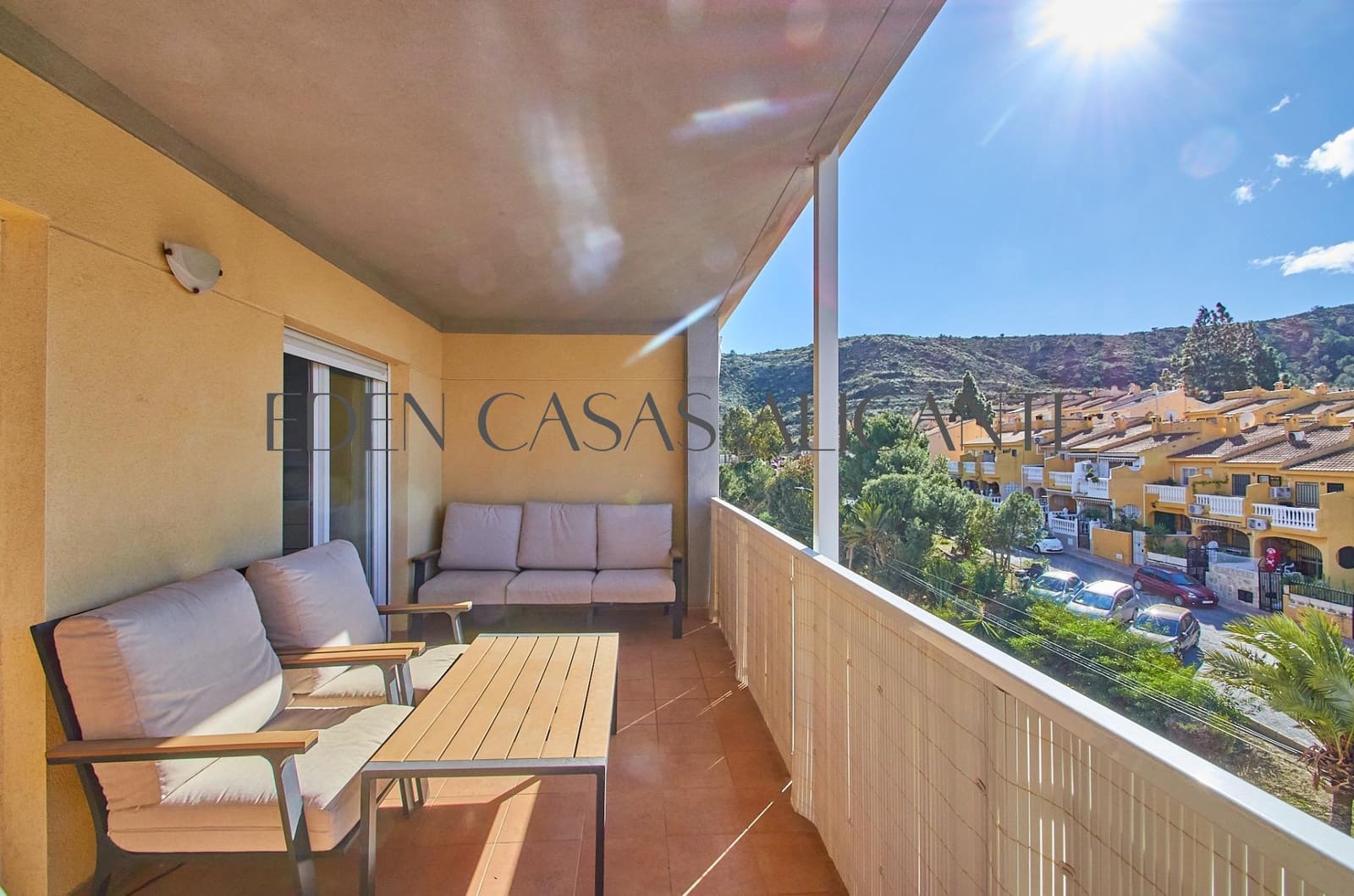 2 slaapkamer Flat te koop in El Campello met zwembad - € 189.000 (Ref: 9541608)