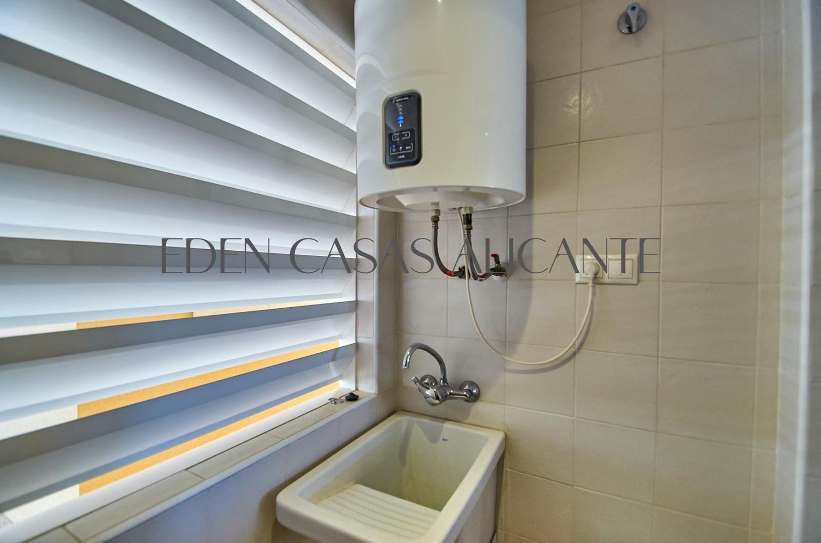 2 slaapkamer Flat te koop in El Campello met zwembad - € 189.000 (Ref: 9541608)