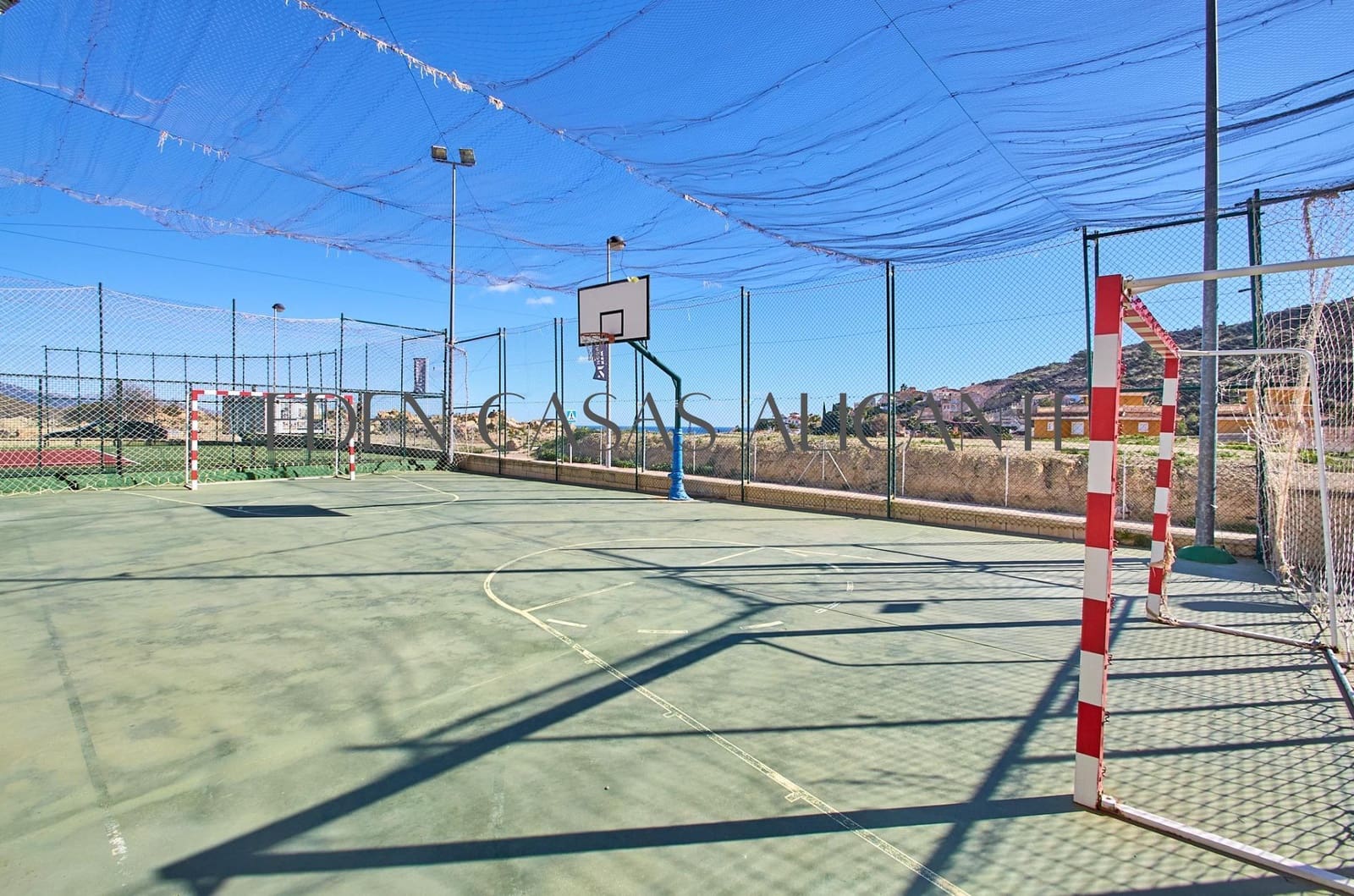 2 slaapkamer Flat te koop in El Campello met zwembad - € 189.000 (Ref: 9541608)