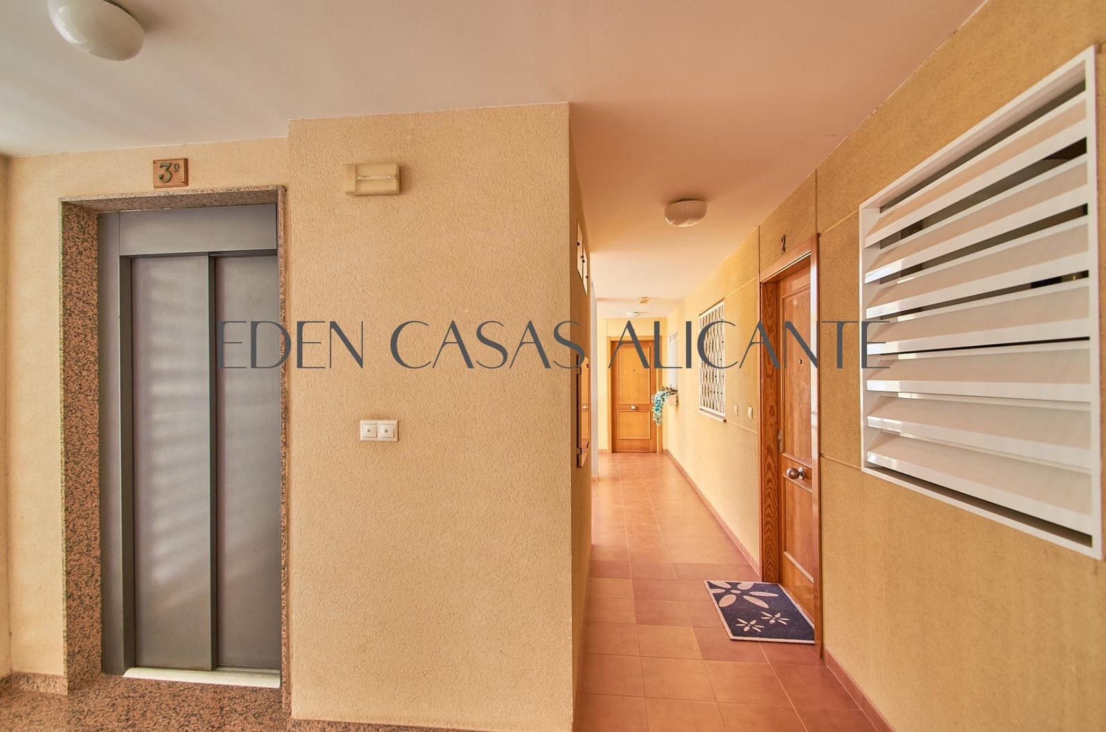 2 slaapkamer Flat te koop in El Campello met zwembad - € 189.000 (Ref: 9541608)