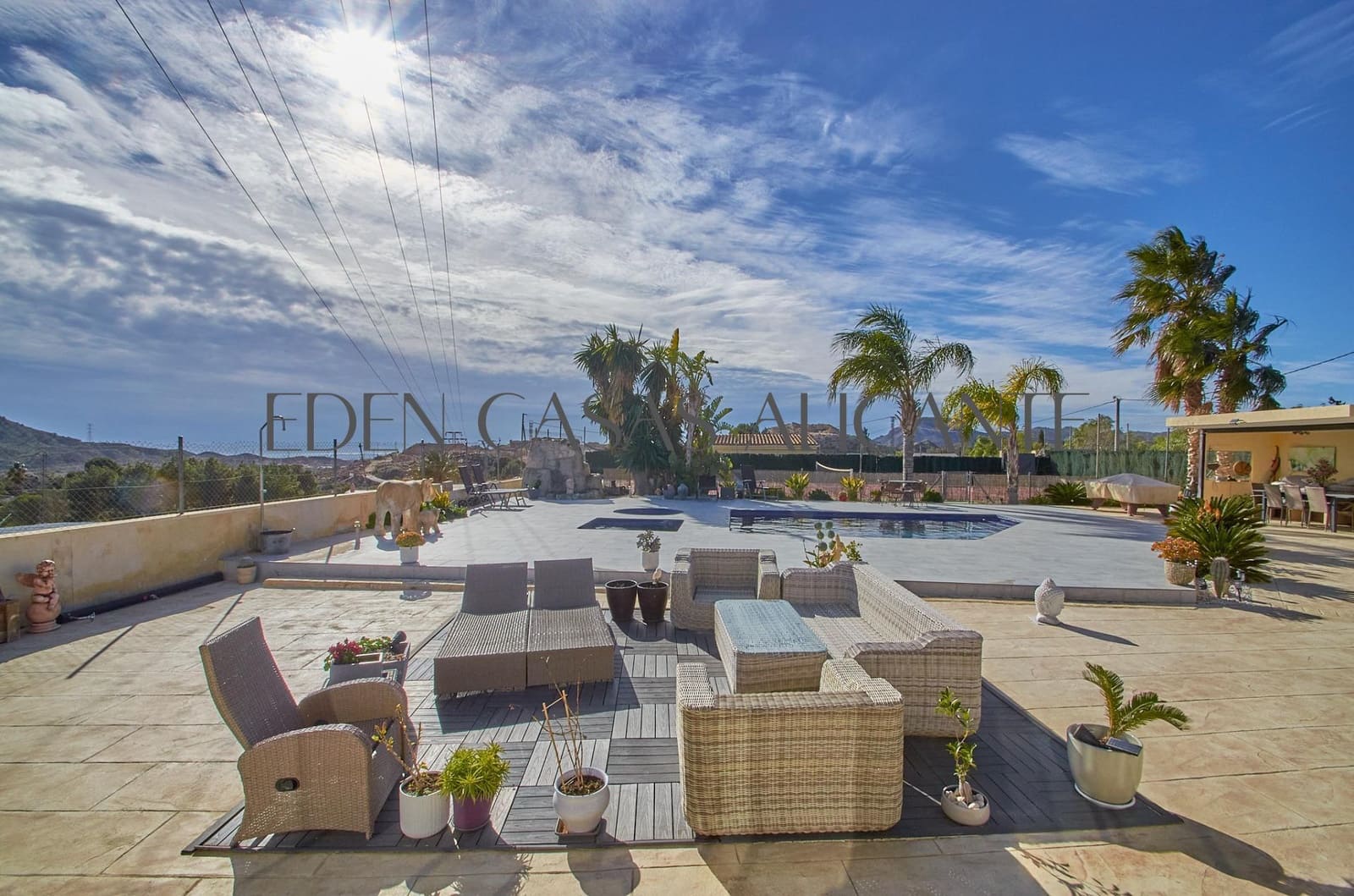 5 soveværelse Villa til salg i Jijona / Xixona med swimmingpool garage - € 449.000 (Ref: 9551881)