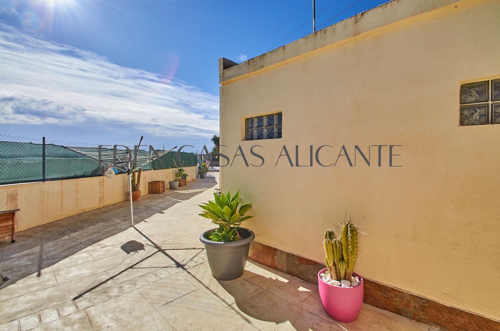 5 bedroom Villa for sale in Jijona / Xixona with pool garage - € 449,000 (Ref: 9551881)