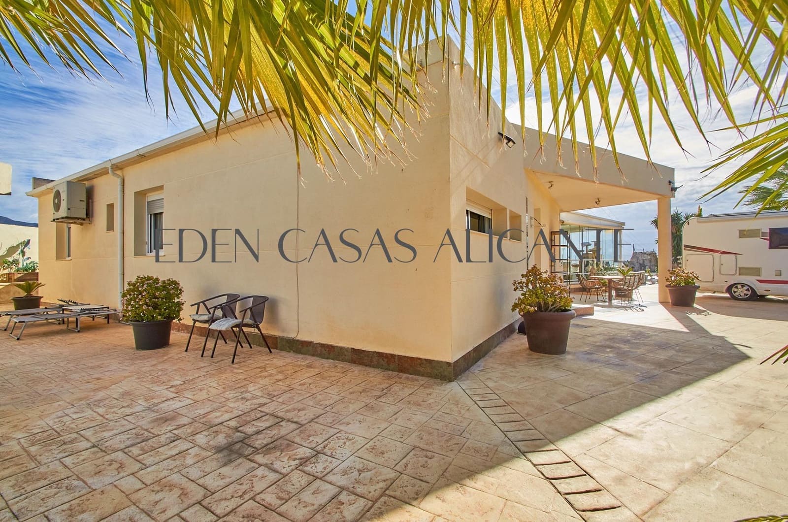 5 bedroom Villa for sale in Jijona / Xixona with pool garage - € 449,000 (Ref: 9551881)