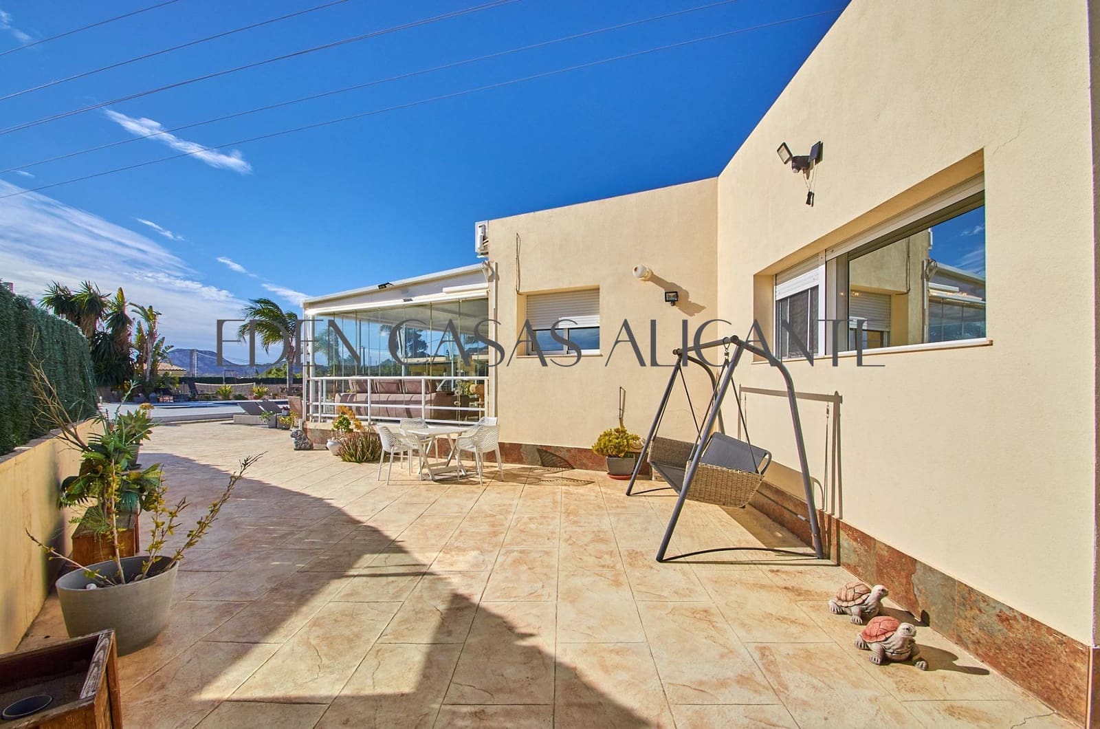 5 bedroom Villa for sale in Jijona / Xixona with pool garage - € 449,000 (Ref: 9551881)