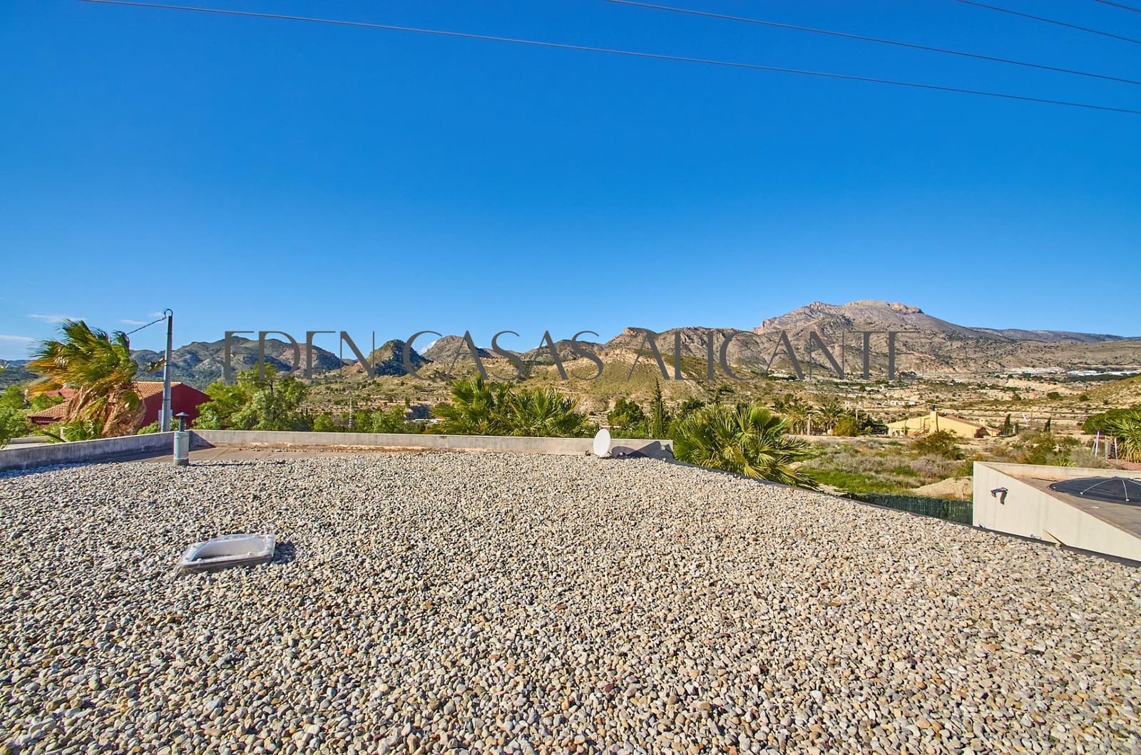 5 bedroom Villa for sale in Jijona / Xixona with pool garage - € 449,000 (Ref: 9551881)