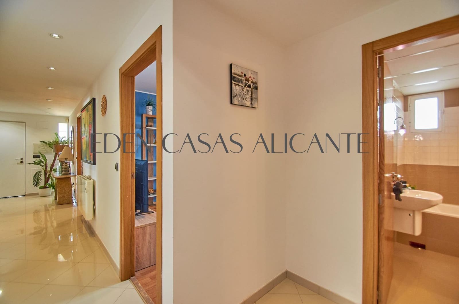 5 bedroom Villa for sale in Jijona / Xixona with pool garage - € 449,000 (Ref: 9551881)