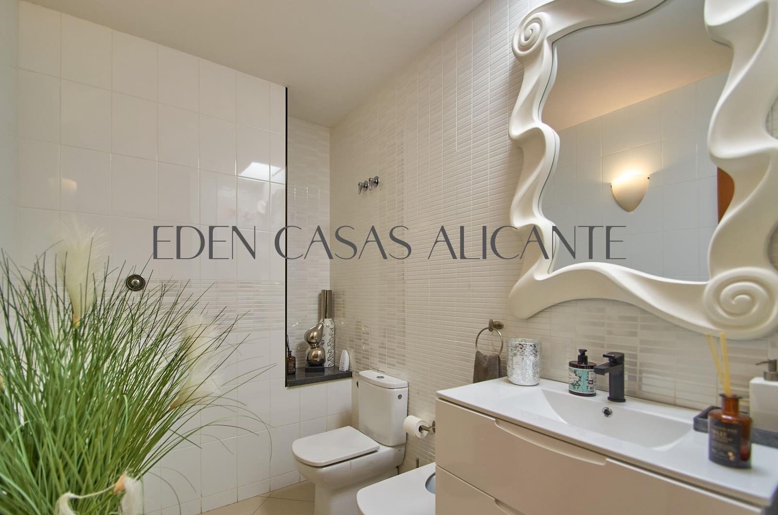 5 bedroom Villa for sale in Jijona / Xixona with pool garage - € 449,000 (Ref: 9551881)