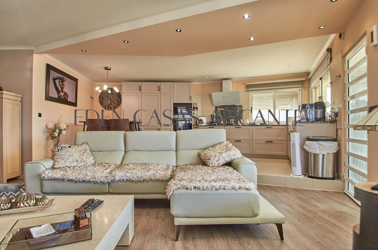 5 bedroom Villa for sale in Jijona / Xixona with pool garage - € 449,000 (Ref: 9551881)