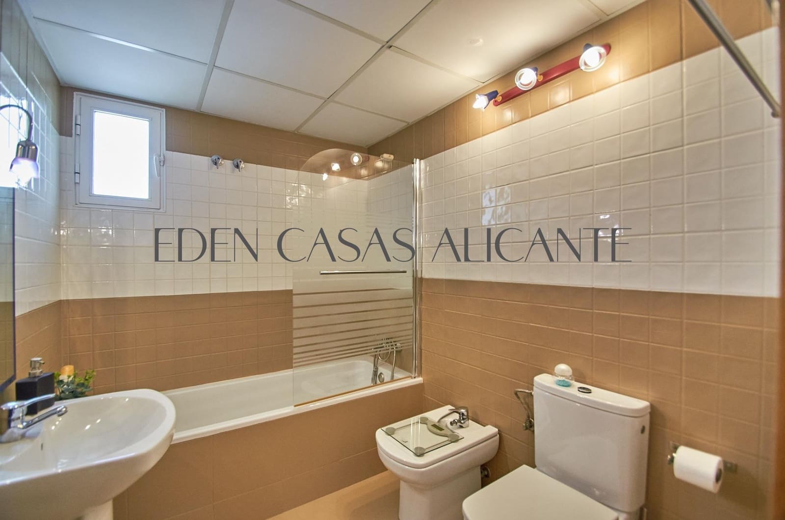 5 bedroom Villa for sale in Jijona / Xixona with pool garage - € 449,000 (Ref: 9551881)