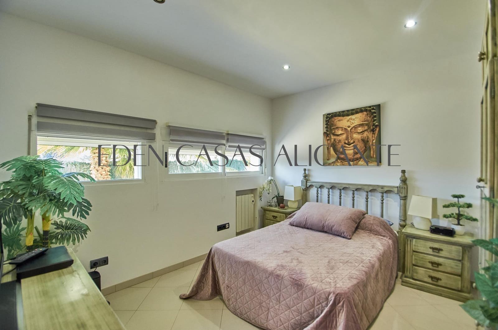 5 bedroom Villa for sale in Jijona / Xixona with pool garage - € 449,000 (Ref: 9551881)