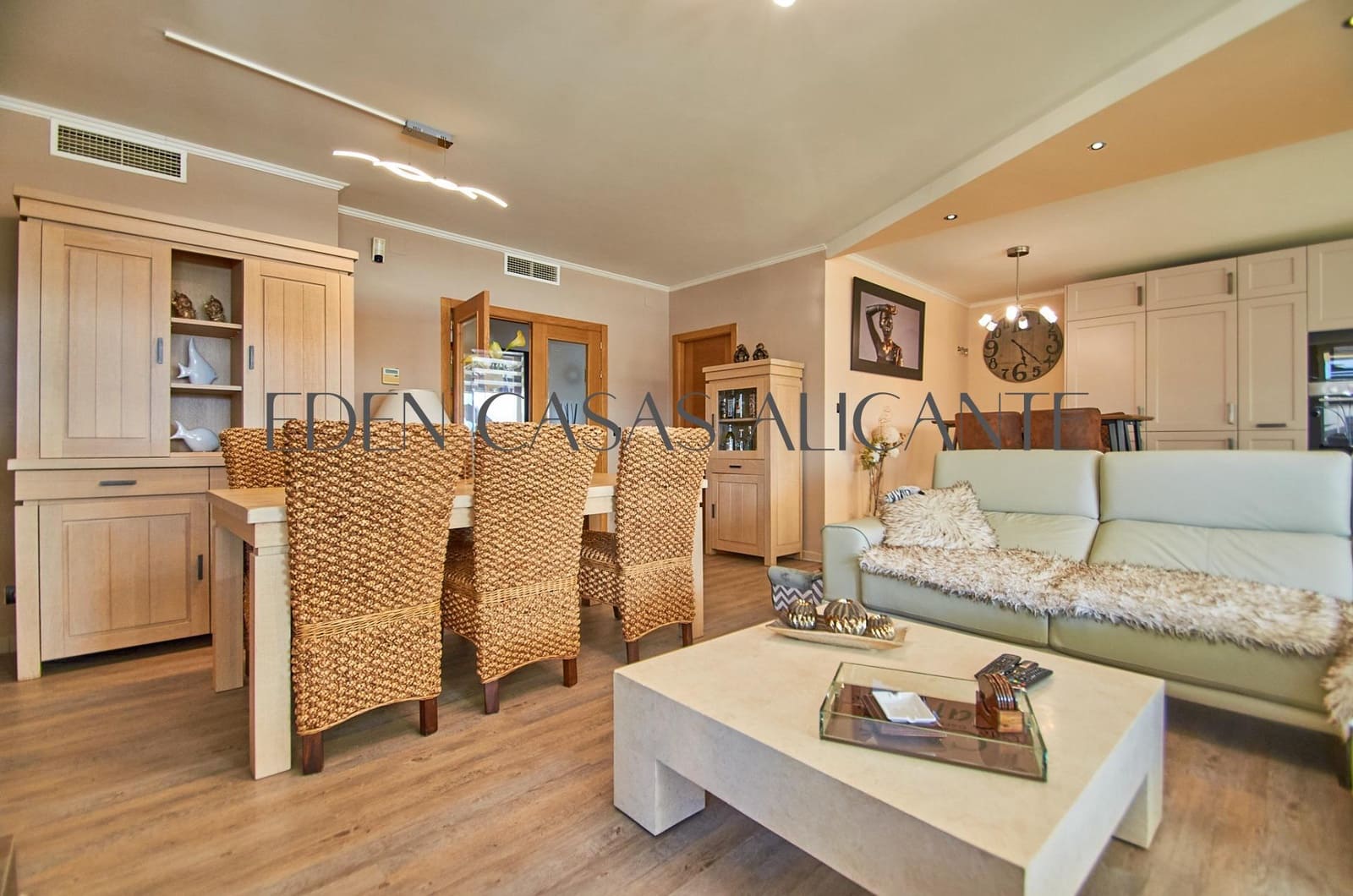 5 bedroom Villa for sale in Jijona / Xixona with pool garage - € 449,000 (Ref: 9551881)