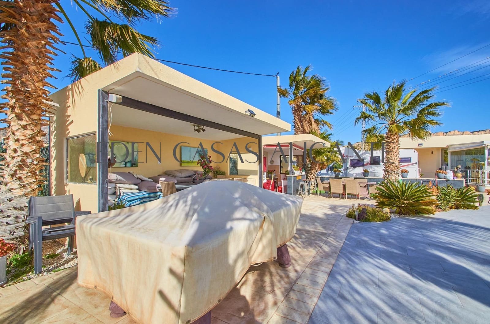 5 bedroom Villa for sale in Jijona / Xixona with pool garage - € 449,000 (Ref: 9551881)