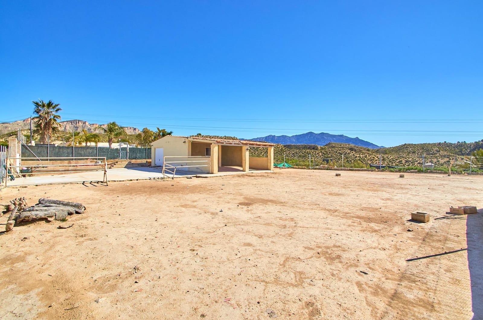 5 bedroom Villa for sale in Jijona / Xixona with pool garage - € 449,000 (Ref: 9551881)