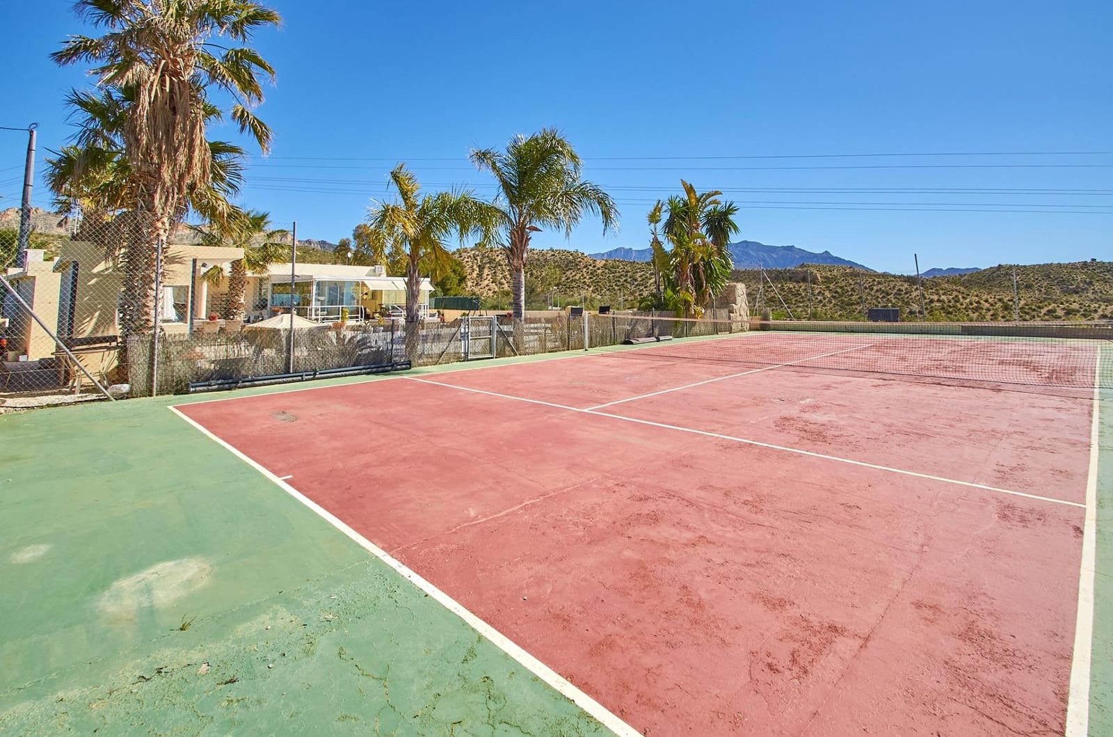 5 bedroom Villa for sale in Jijona / Xixona with pool garage - € 449,000 (Ref: 9551881)
