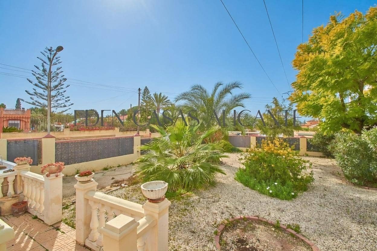 4 bedroom Villa for sale in Busot with pool garage - € 395,000 (Ref: 9551882)