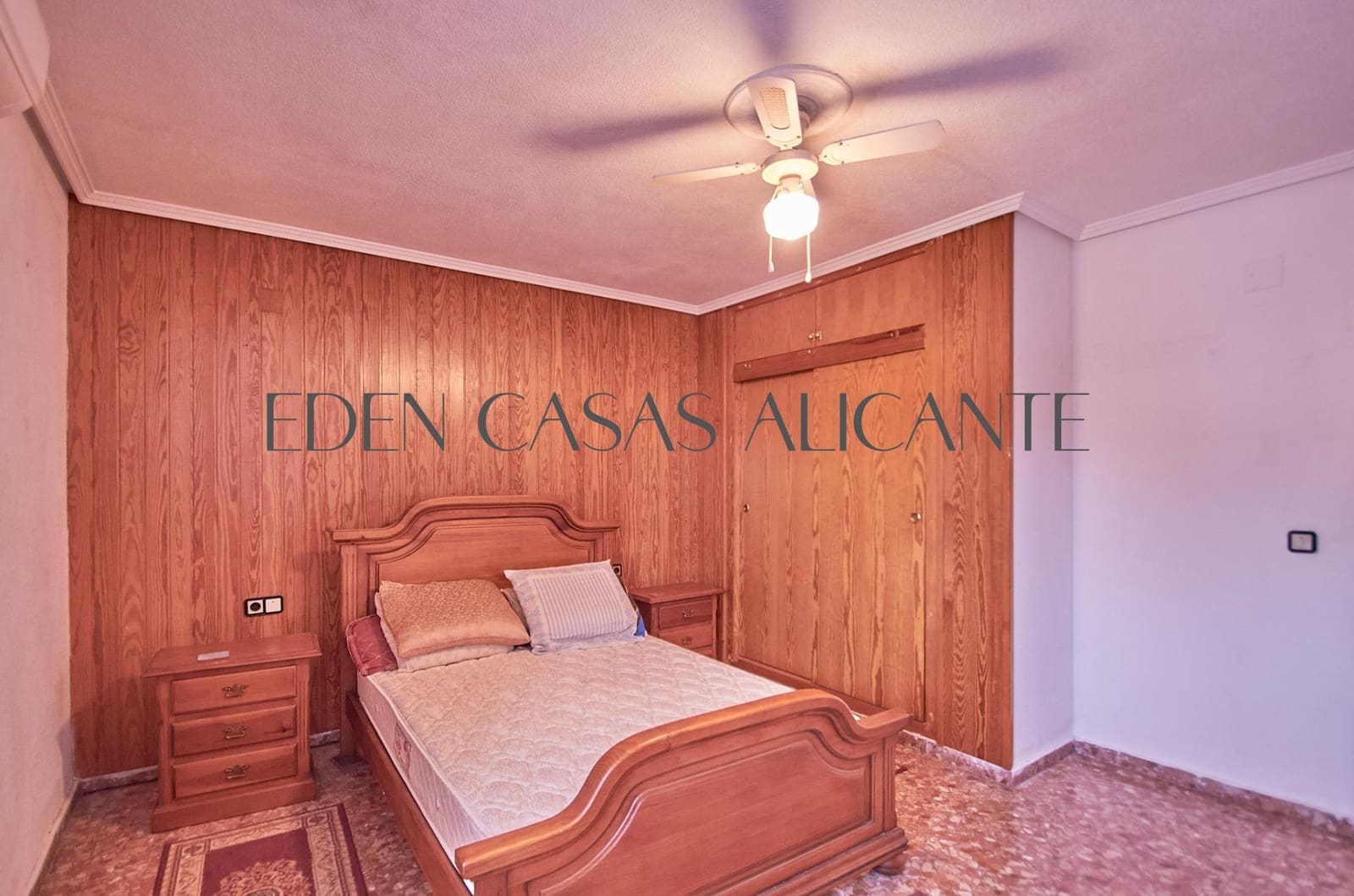 4 bedroom Villa for sale in Busot with pool garage - € 395,000 (Ref: 9551882)