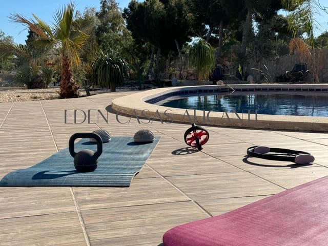 Chalet de 5 habitaciones en Muchamiel / Mutxamel en venta con piscina garaje - 479.000 € (Ref: 9568993)