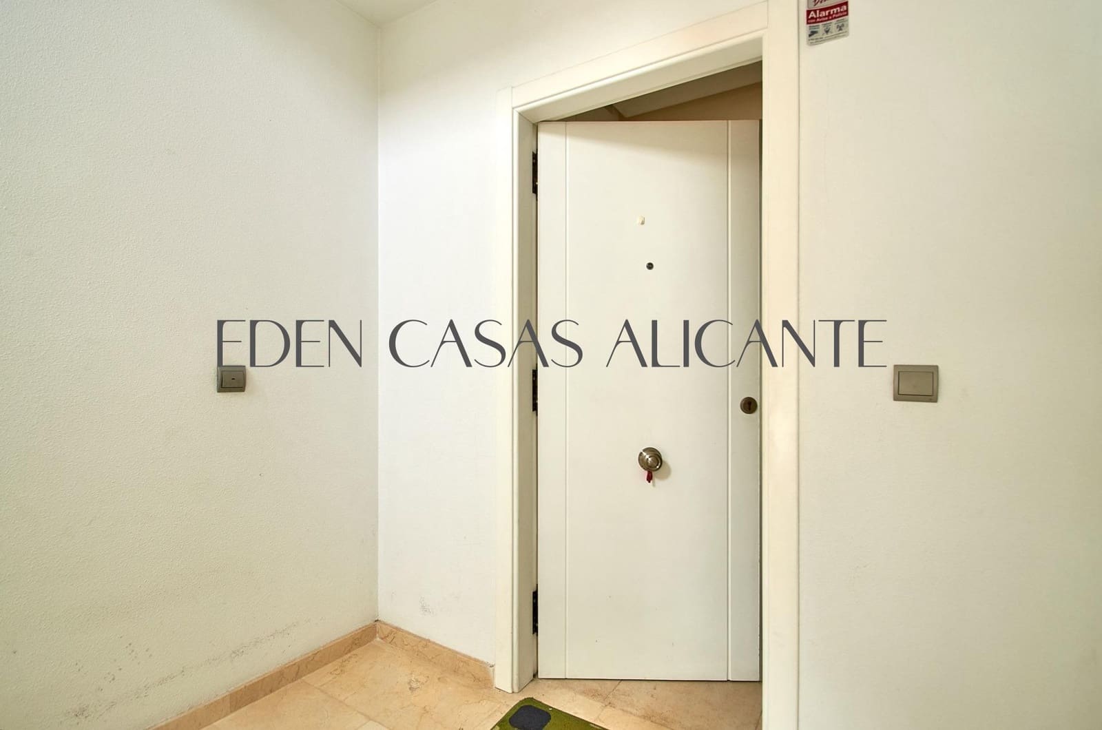 2 bedroom Apartment for sale in El Campello - € 199,000 (Ref: 9574788)