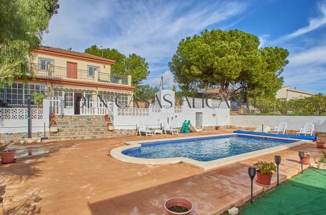 4 soveværelse Villa til salg i Busot med swimmingpool - € 550.000 (Ref: 9591514)