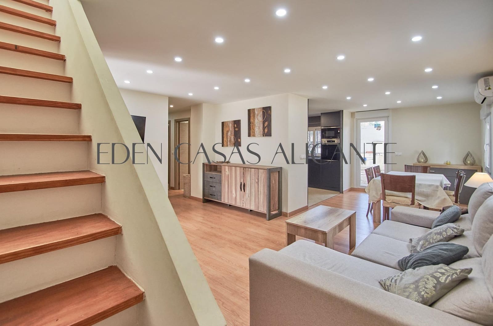 4 soveværelse Villa til salg i Busot med swimmingpool - € 550.000 (Ref: 9591514)