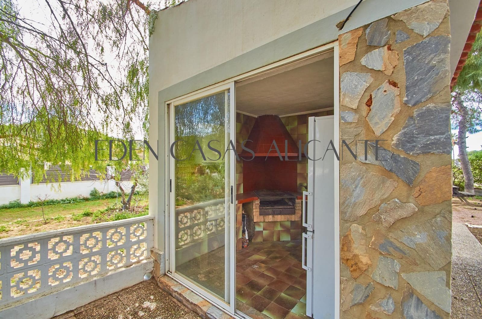 4 soveværelse Villa til salg i Busot med swimmingpool - € 550.000 (Ref: 9591514)