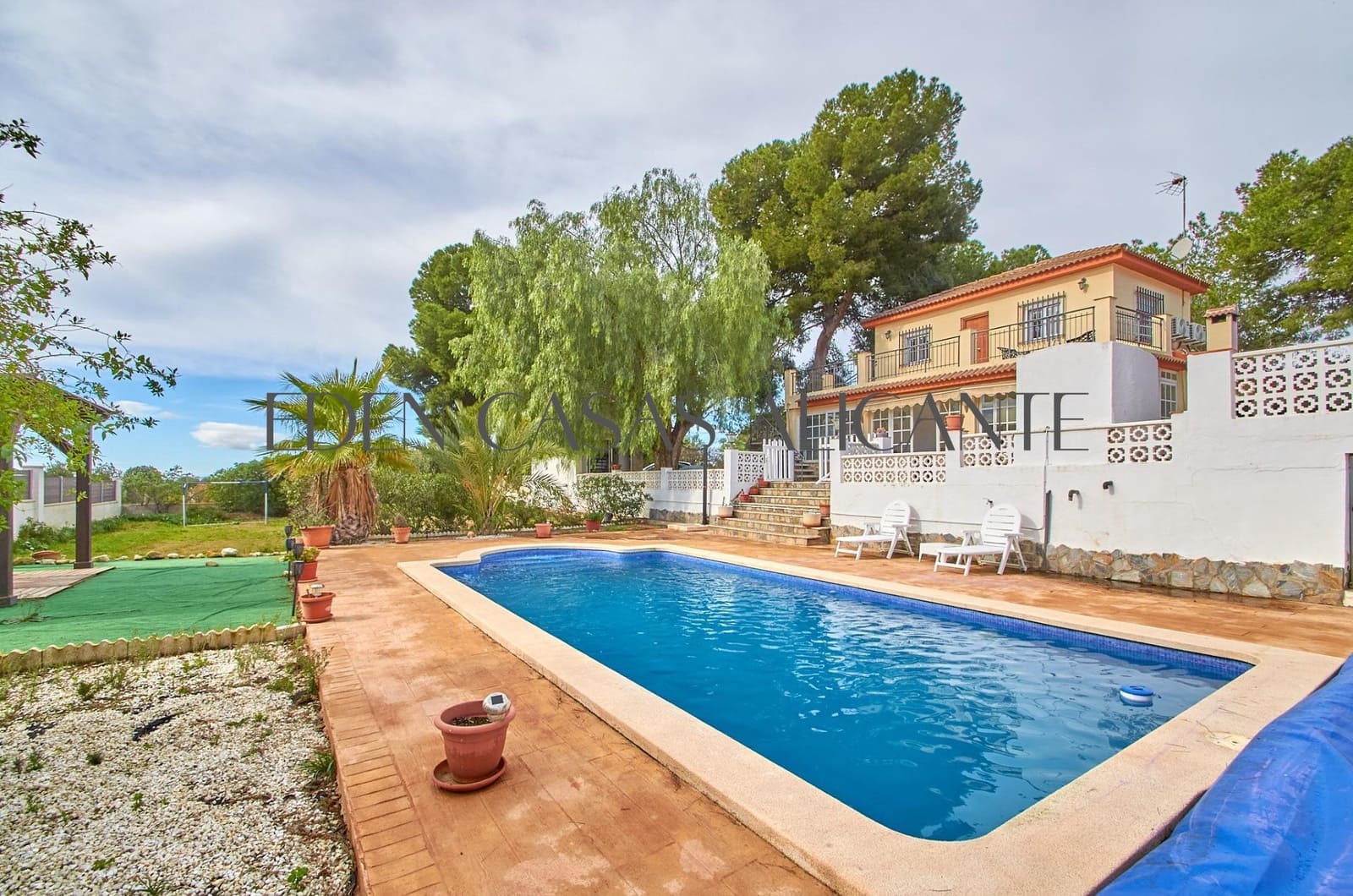 4 soveværelse Villa til salg i Busot med swimmingpool - € 550.000 (Ref: 9591514)