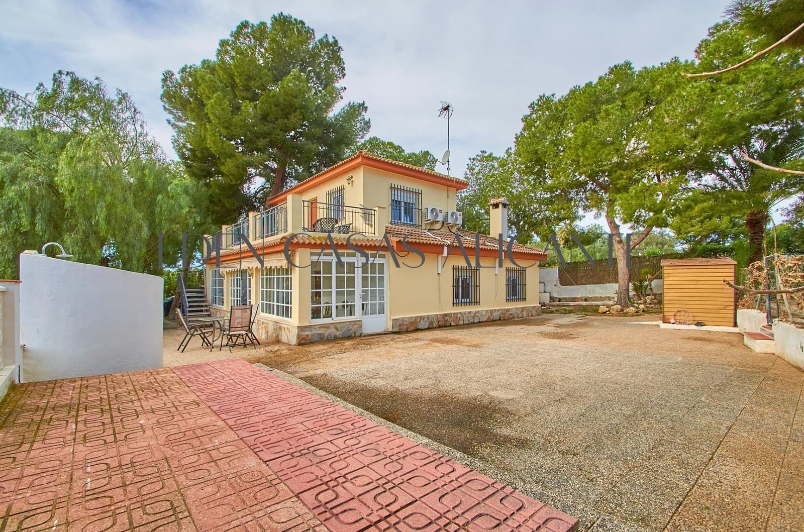 4 soveværelse Villa til salg i Busot med swimmingpool - € 550.000 (Ref: 9591514)