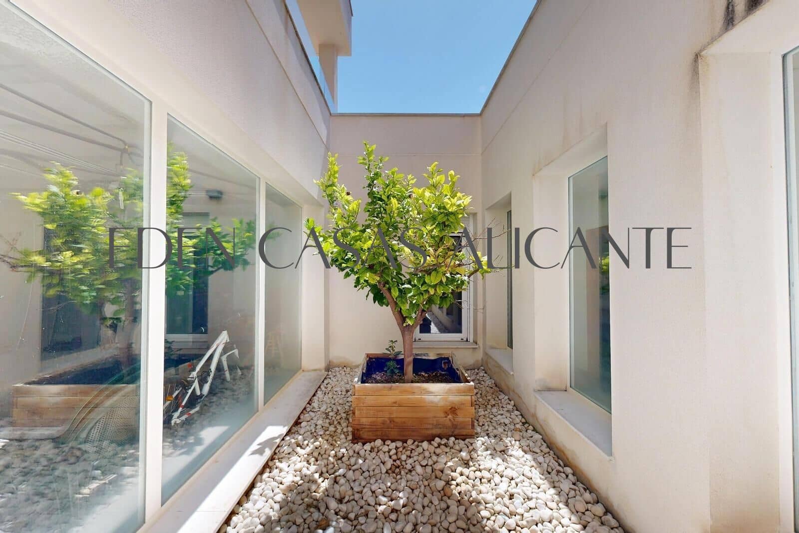 5 sypialnia Willa na sprzedaż w Muchamiel / Mutxamel z basenem garażem - 695 000 € (Ref: 9619479)