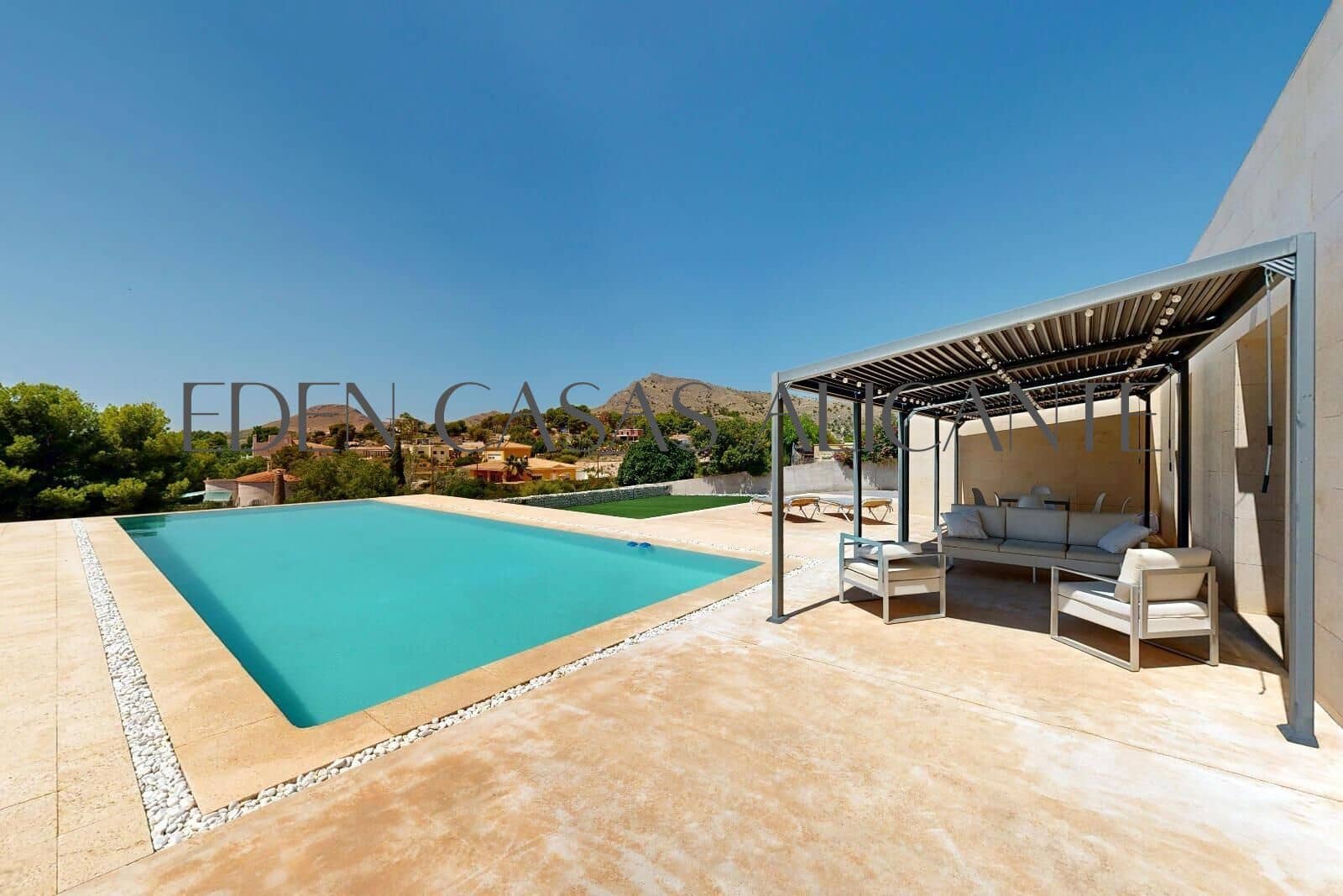 5 sypialnia Willa na sprzedaż w Muchamiel / Mutxamel z basenem garażem - 695 000 € (Ref: 9619479)