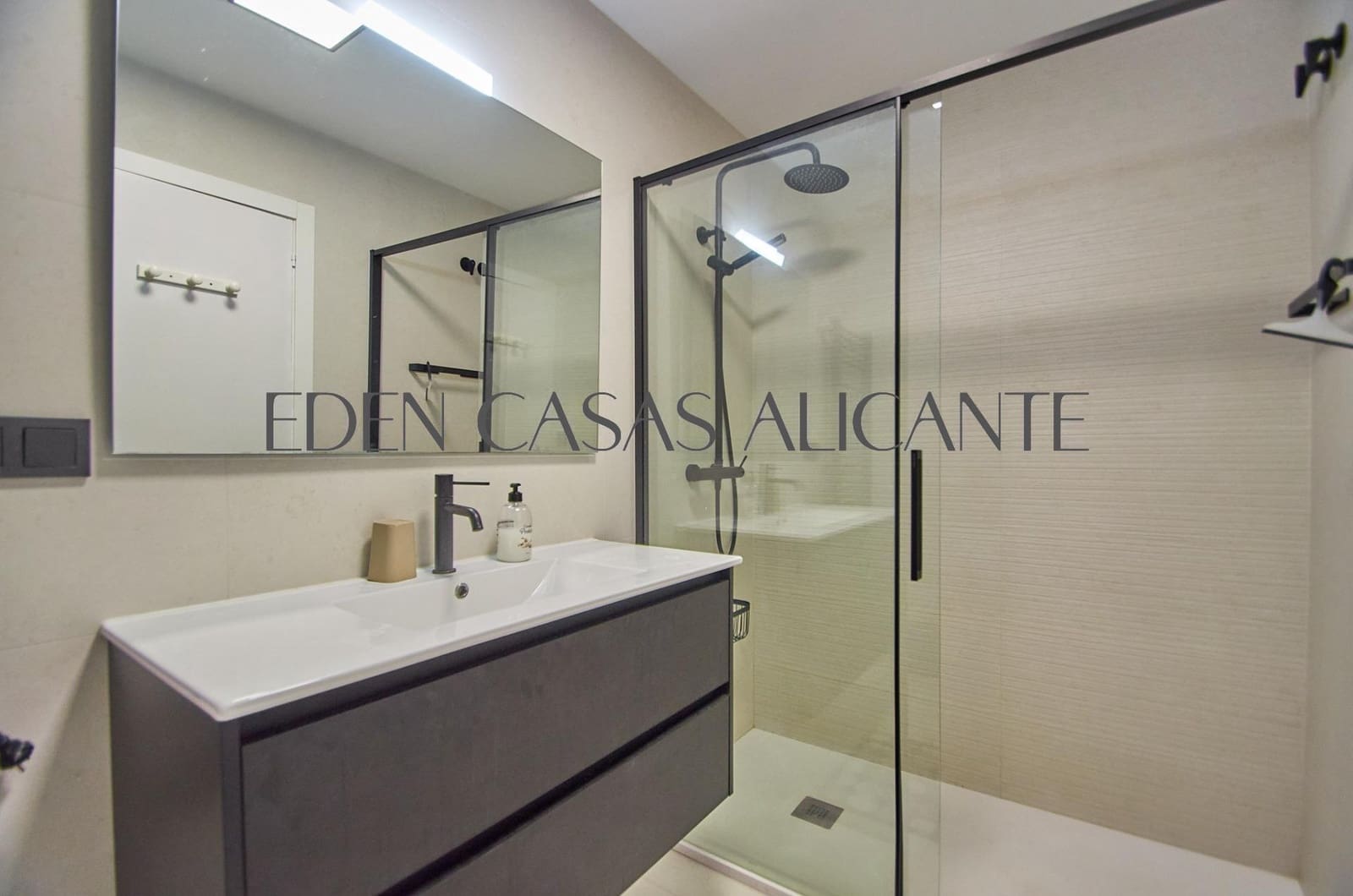 3 slaapkamer Appartement te koop in El Campello - € 217.000 (Ref: 9732388)