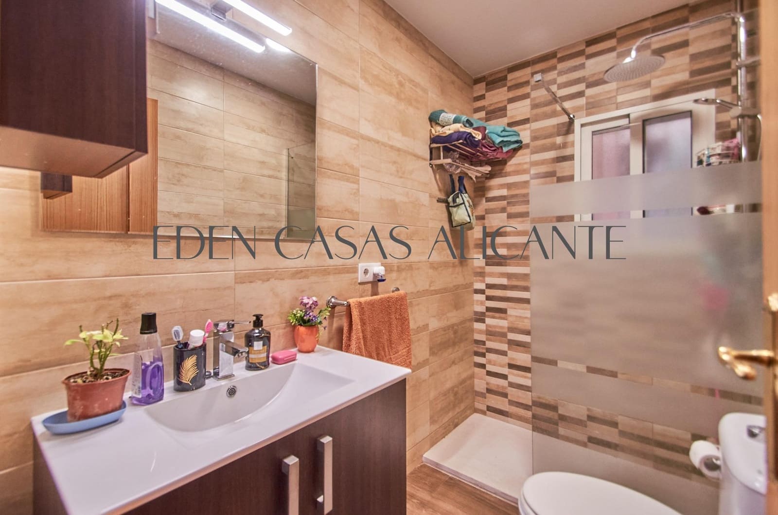 8 bedroom Villa for sale in Muchamiel / Mutxamel with pool - € 570,000 (Ref: 9741858)