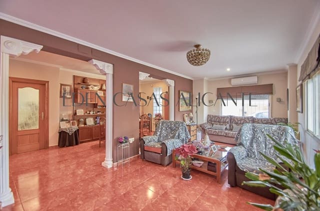 8 bedroom Villa for sale in Muchamiel / Mutxamel with pool - € 570,000 (Ref: 9741858)