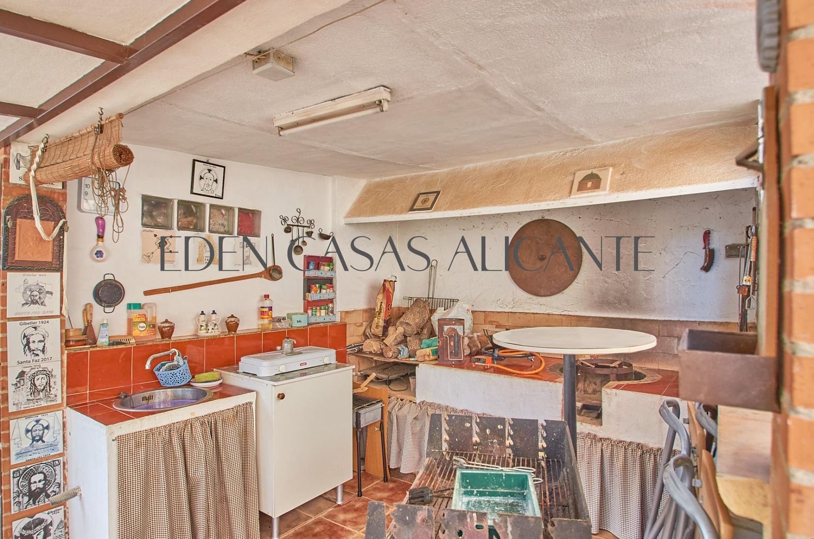 8 bedroom Villa for sale in Muchamiel / Mutxamel with pool - € 570,000 (Ref: 9741858)