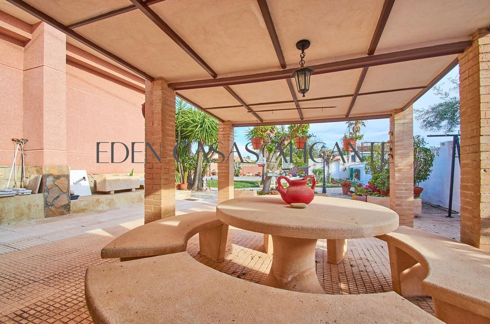 8 bedroom Villa for sale in Muchamiel / Mutxamel with pool - € 570,000 (Ref: 9741858)