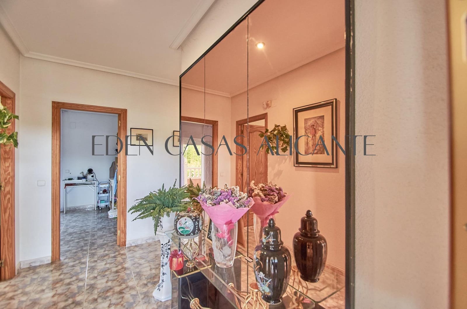 8 bedroom Villa for sale in Muchamiel / Mutxamel with pool - € 570,000 (Ref: 9741858)