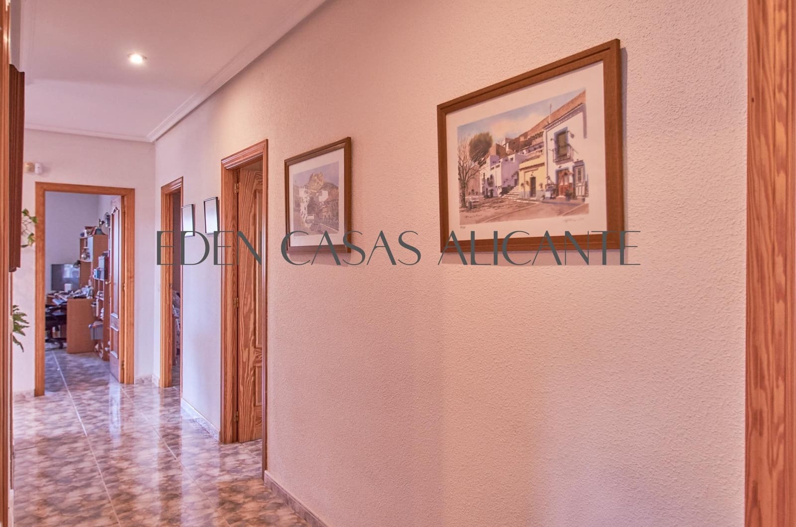 8 bedroom Villa for sale in Muchamiel / Mutxamel with pool - € 570,000 (Ref: 9741858)
