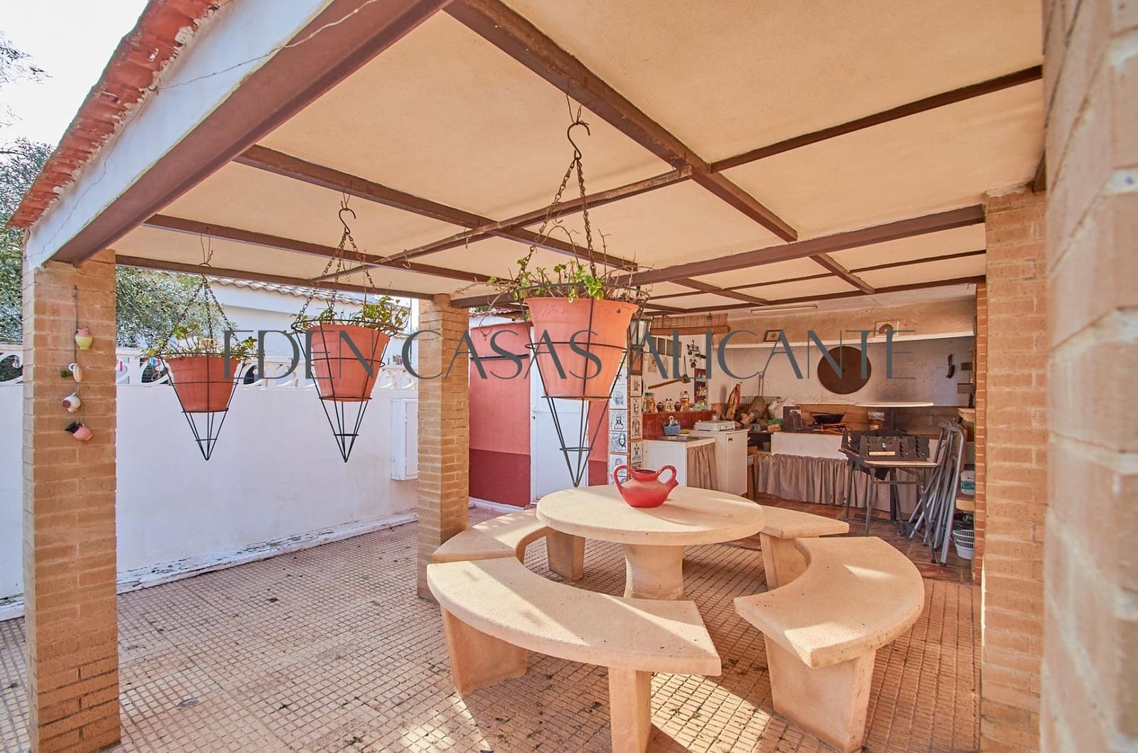8 soverom Villa til salgs i Muchamiel / Mutxamel med svømmebasseng - € 550 000 (Ref: 9741858)