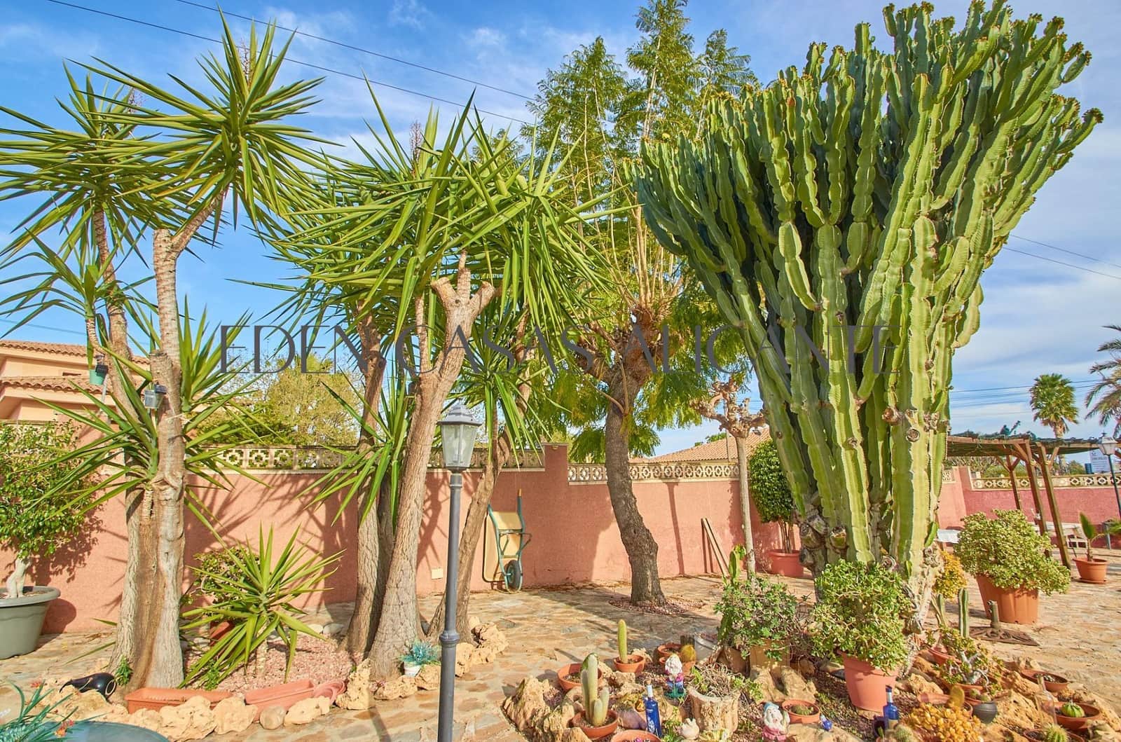 8 soverom Villa til salgs i Muchamiel / Mutxamel med svømmebasseng - € 550 000 (Ref: 9741858)