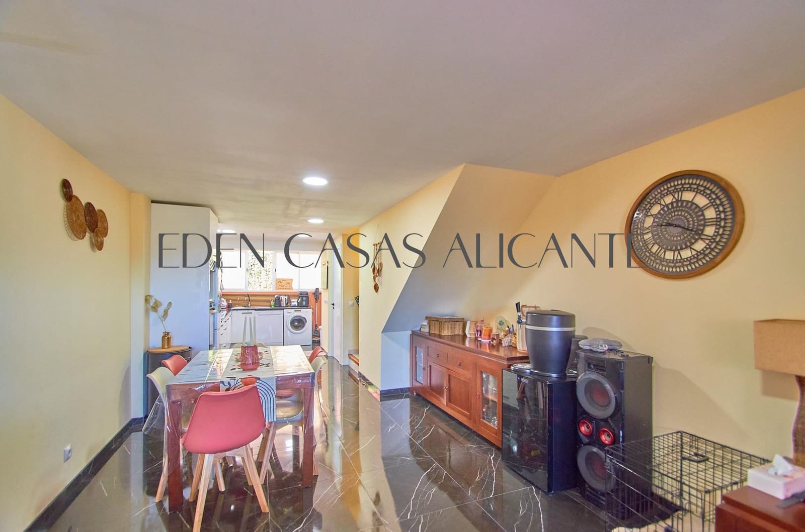 Adosado de 3 habitaciones en El Campello en venta con piscina - 219.000 € (Ref: 9741859)